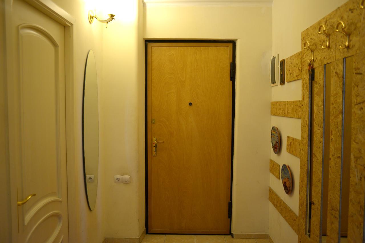 Bright And Modern 4Br Apartment - Center Of Yerevan Exterior foto
